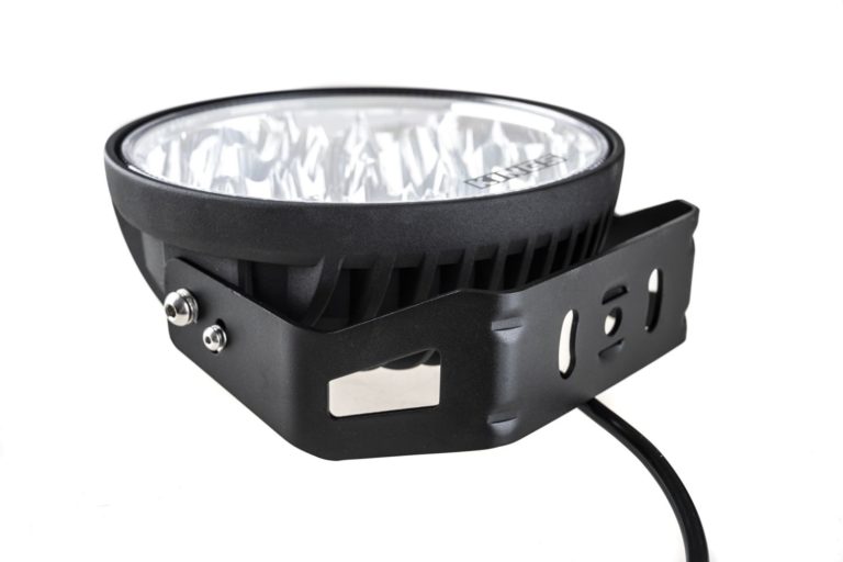 Kings Domin8r Xtreme 9” LED Driving Lights (Pair) 1Lux 1,384m